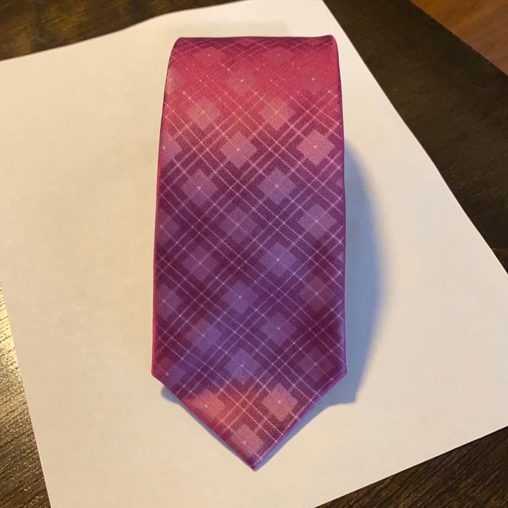 Silk tie